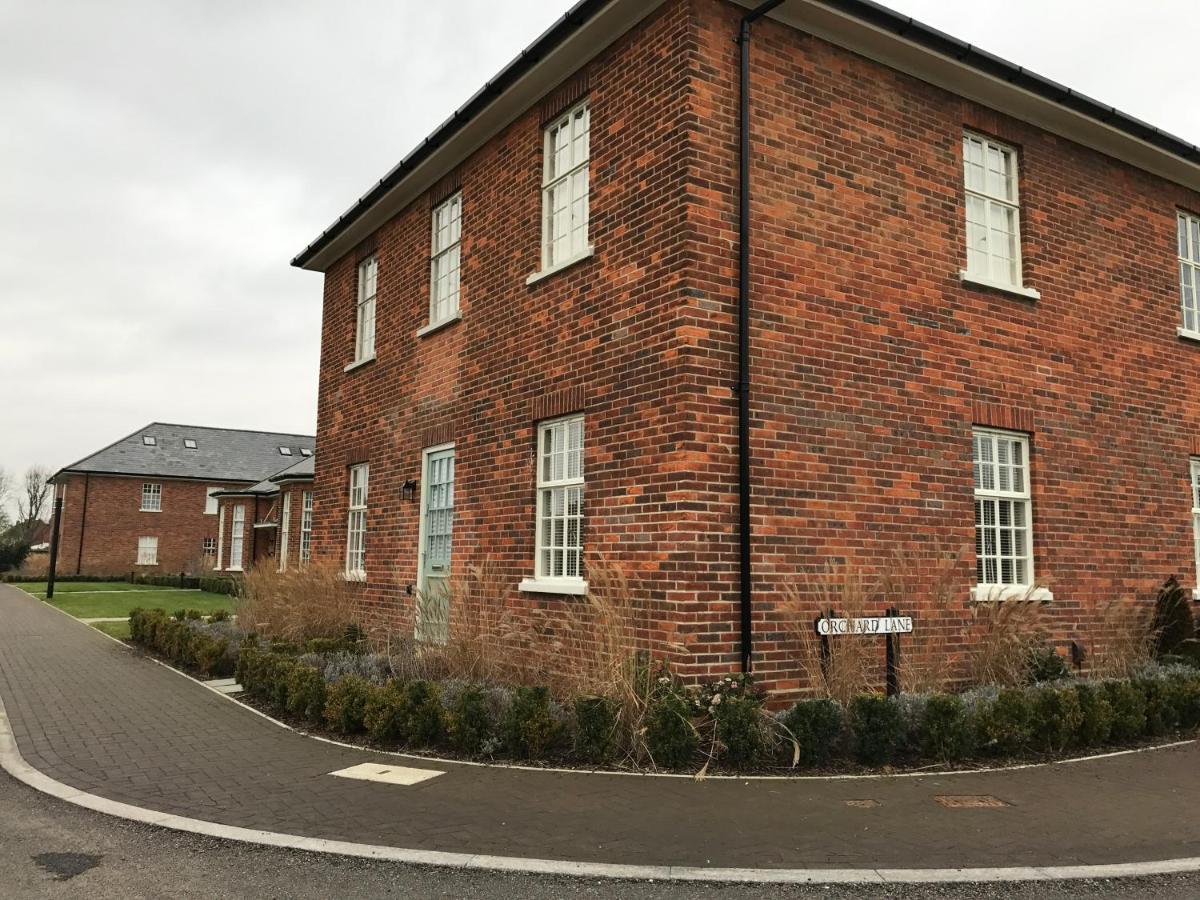 The Officers' Mess - The Garden Quarter Villa Bicester Exterior photo
